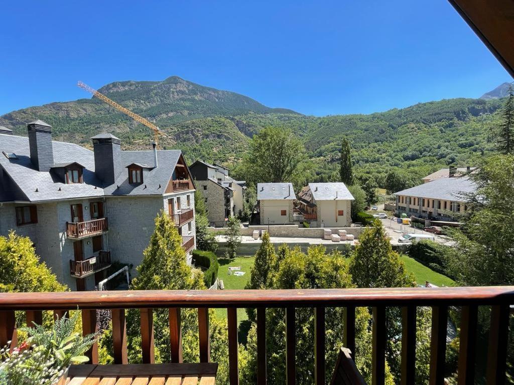 Apartamento Pico De Alba Benasque Exterior foto